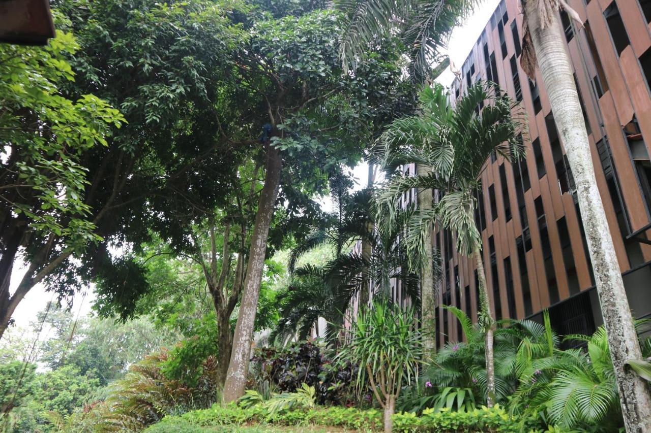 Amanuba Hotel & Resort Rancamaya Bogor Exteriér fotografie