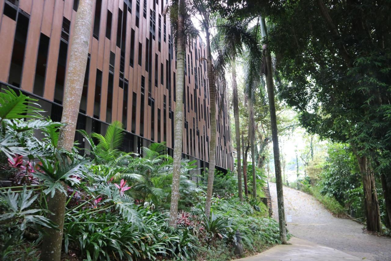 Amanuba Hotel & Resort Rancamaya Bogor Exteriér fotografie