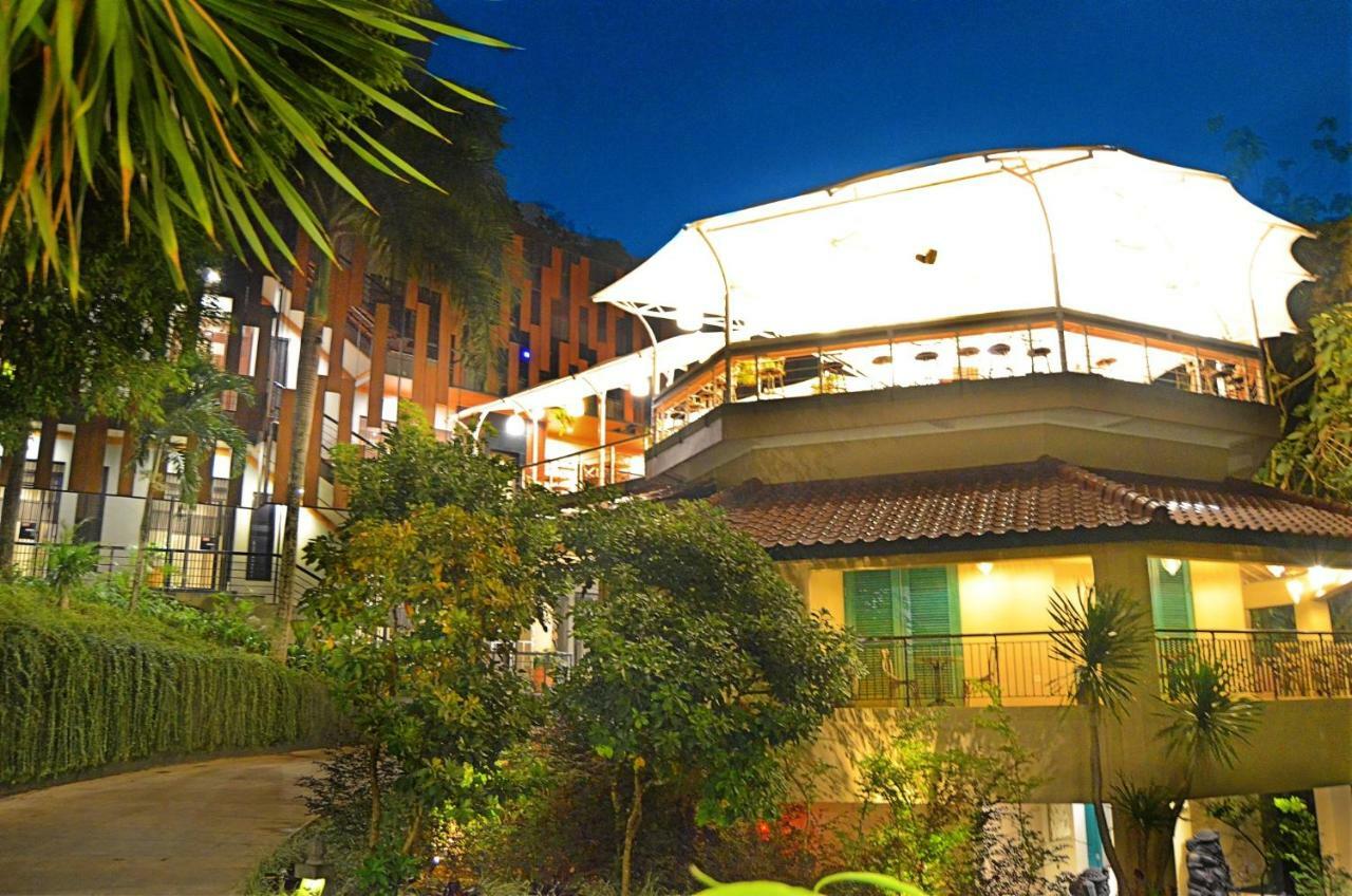 Amanuba Hotel & Resort Rancamaya Bogor Exteriér fotografie